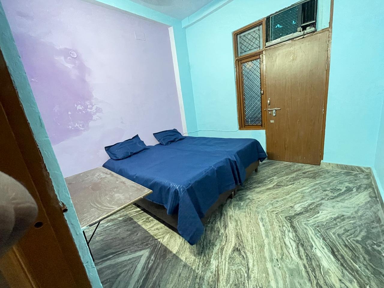 Private single AC room at Sunrise Girls PG Ashok Vihar Delhi